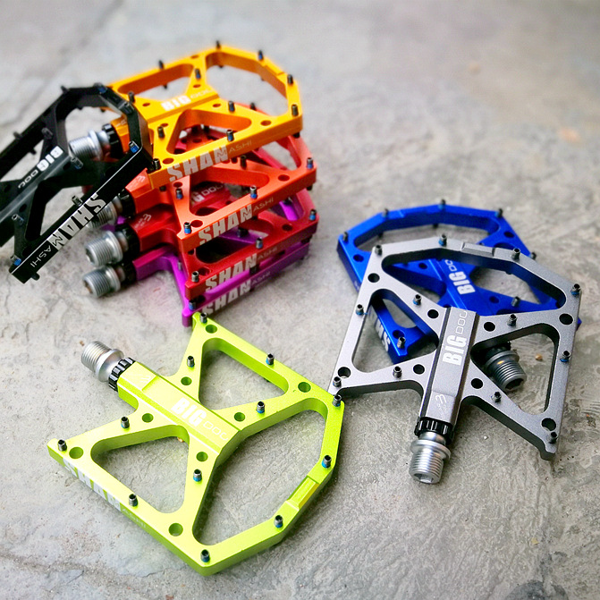 大型犬用ペダル マウンテンバイク 3ベアリング 自転車ベアリ - Mountain Biking With Dog のレビューと価格